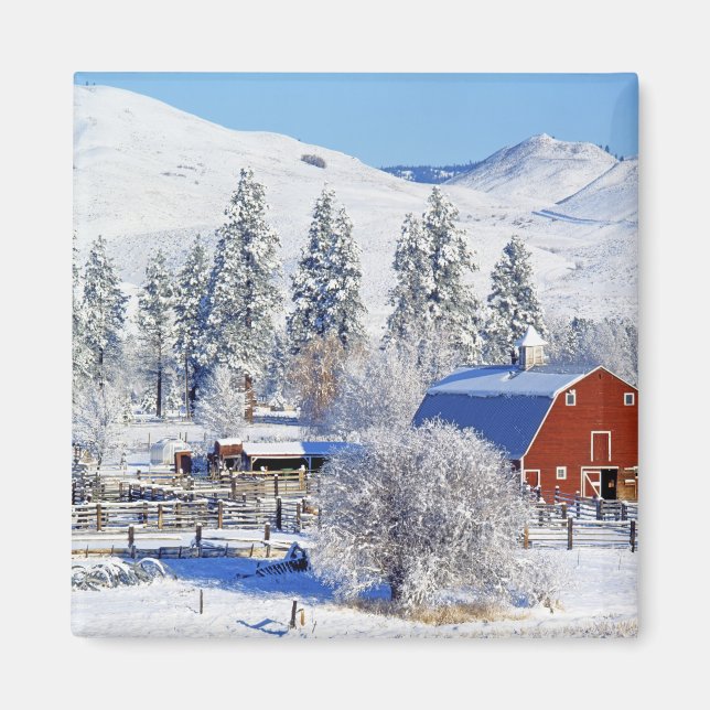 Imán EE. UU., Washington, Valle de Methow, graneros en (Frente)