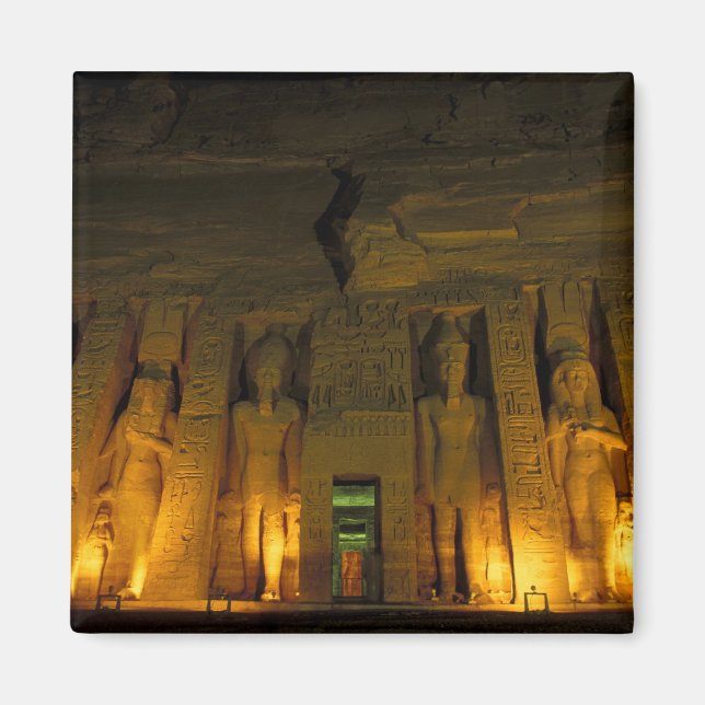 Imán Egipto, Abu Simbel, Fachada iluminada de la pequeñ (Frente)