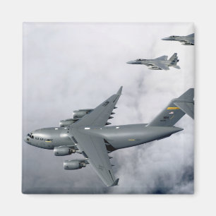 Imán El acompañamiento de F-15B Eagles el primer