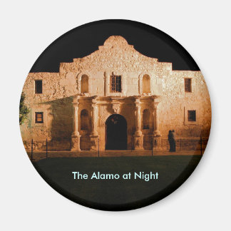 Imán El Álamo de noche