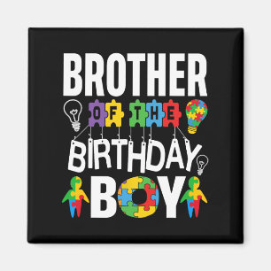 Imán El Autismo Del Hermano Del Niño De Cumpleaños