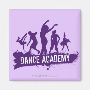 Imán El bailarín de Acadmey de la danza siluetea el