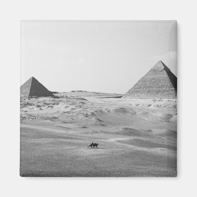 Imán El Cairo Egipto, Pirámides de Giza (Frente)