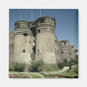 Imán El castillo de Angers, terminado en 1238
