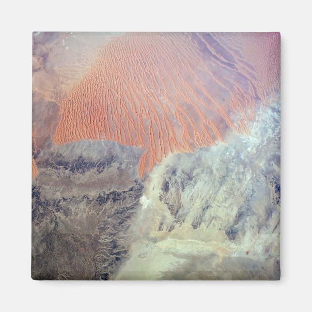 Imán El Desierto Del Sahara En Argelia, Norte De África (Frente)