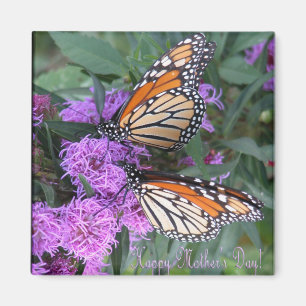 Imán El día de madre feliz de las mariposas gemelas