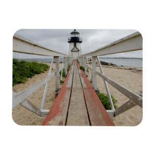 Imán El faro actual, el último de muchos