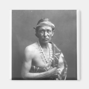 Imán El hombre de la medicina, c.1915