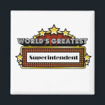 Imán El mayor superintendente del mundo<br><div class="desc">Los mejores Camisetas, ropa y regalos del mundo para el superintendente son regalos ideales para el reconocimiento de empleos de los empleados además de regalos para todas las ocasiones. Este singular diseño de marquesina muestra la ocupación y la profesión rodeadas de luces de neón y estrellas. Disponible en tazas, imanes,...</div>