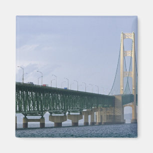 Imán El puente de Mackinac que atraviesa los Estrechos 