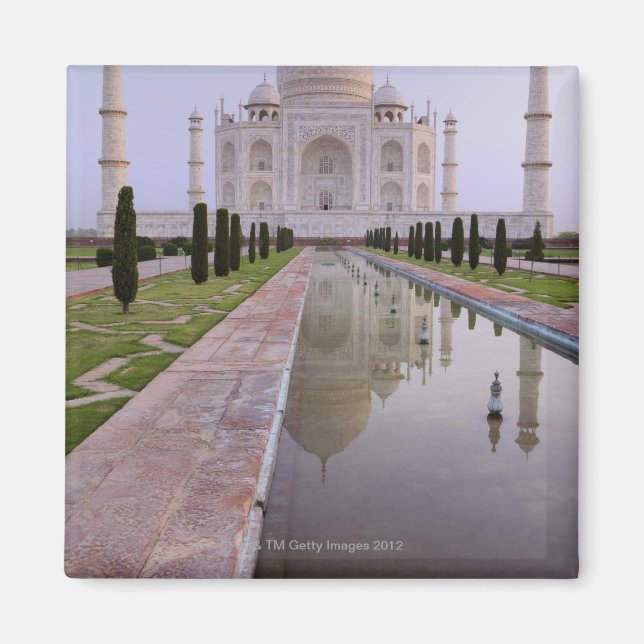 Imán El Taj Mahal perfectamente reflejado en la quiebra (Frente)