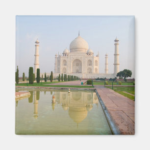 Imán El tranquilo Taj Mahal al al amanecer uno de los