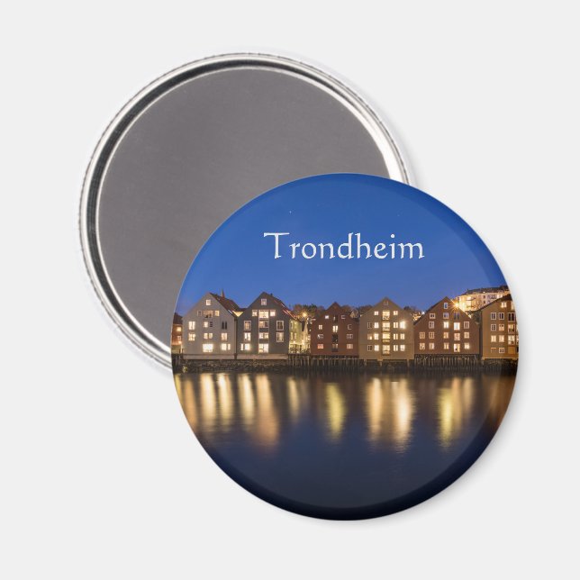 Imán El Trondheim de Noruega de noche (Anverso/Reverso)