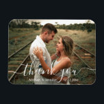Imán elegante agradecimiento simple guión boda foto<br><div class="desc">elegante gracias escritura simple foto boda Magnet</div>