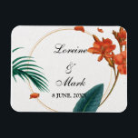 Imán Elegante Boda tropical floral<br><div class="desc">El diseño presenta un bonito y vibrante diseño floral tropical que exuda elegancia y sofisticación. La vegetación exuberante y las flores vibrantes son una representación perfecta de la belleza y el encanto de un boda tropical. La elegante tipografía y el diseño elegante complementan el diseño floral tropical, creando un diseño...</div>