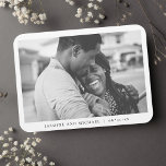 Imán Elegante foto Boda moderna<br><div class="desc">Elegante diseño de boda o aniversario.</div>