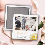 Imán Elegante foto con flores de rosa amarillo gracias<br><div class="desc">Un imán boda a favor con una foto boda, nombres de novias y novios y fecha boda. Personalice la foto de su boda y otros detalles. El texto está en un guión y el fondo es blanco. Un imán de flores con una bella rosa amarilla. Un imán de agradecimiento elegante...</div>