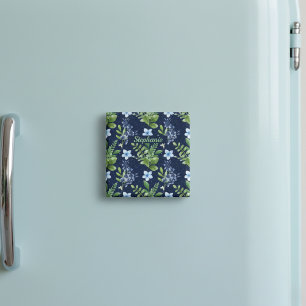 Imán Elegante patrón floral de acuarela azul