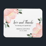 Imán Elegante Primavera Floral Rubor Favor de la Boda R<br><div class="desc">Elegante imán de bodas florales con el mensaje "Amor y Gracias por compartir nuestro día especial!" junto con dos tulipanes pintados con una romántica rosa rubor y algo de vegetación. Estos encantadores imanes de agradecimiento hacen útiles favores de boda y son geniales para un boda de primavera o verano.</div>