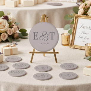 Imán Elegantes iniciales de boda en color taupe