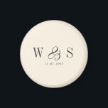 Imán Elegantes parejas de bodas iniciales crema natural<br><div class="desc">Elegante pareja de bodas inicial crema natural</div>