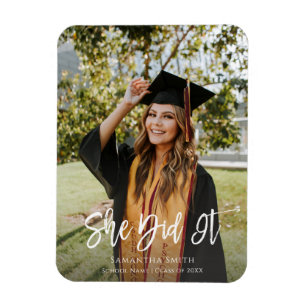 Imán Ella Lo Hizo Moderna Foto De Graduación De Guión