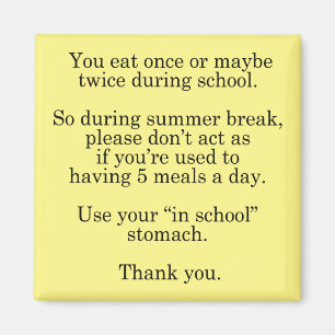 Imán En El Estómago Escolar Para El Verano