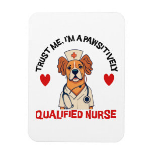 Imán Enfermera Calificada Pawsitivamente