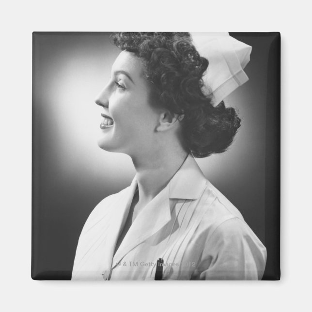 Imán Enfermera Posing (Frente)