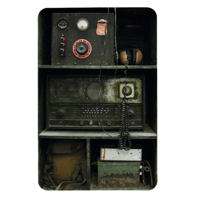 Imán Equipo de radio vintage de comandos militares (Vertical)