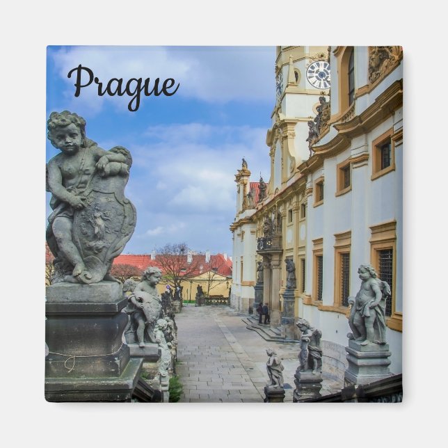 Imán Escaleras con ángeles de piedra en la iglesia de L (Frente)