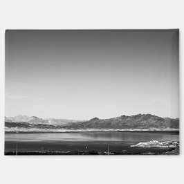 Imán Escenario de carne de lago blanco y negro