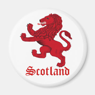 Imán Escocia, león desenfrenado