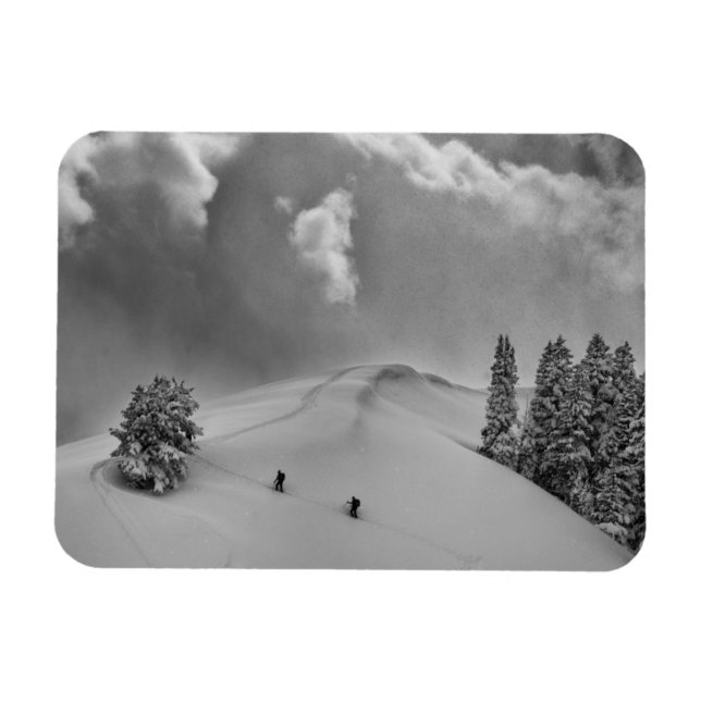Imán Esquiadores de travesía en nieve fresca (Horizontal)