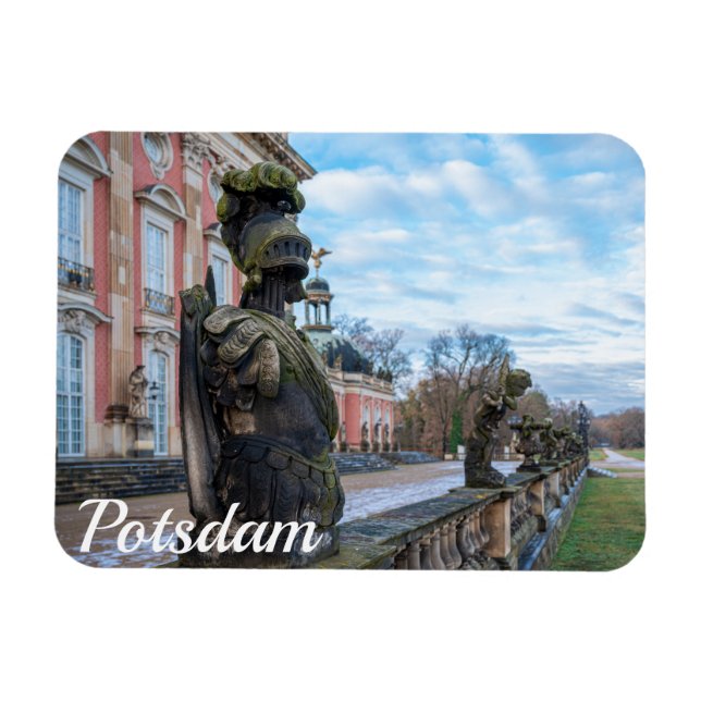 Imán Estatuas de caballero de piedra cerca del palacio  (Horizontal)