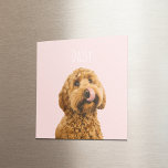 Imán Estuche de teléfono rosa Pastel personalizado con<br><div class="desc">Añada un toque personal a su nevera o a cualquier superficie magnética con este imán rosa pastel personalizado. Con una foto de su querido perro y su nombre, este imán de alta calidad combina funcionalidad con un diseño sincero. El fondo rosa pastel complementa con gusto la foto y el nombre...</div>