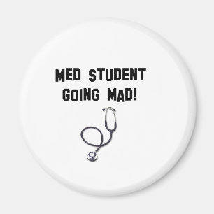 Imán estudiante del MED que va enojado