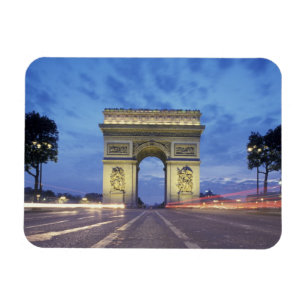 Imán Europa, Francia, París. Arc de Triomphe visto