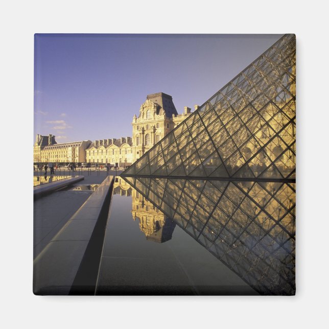 Imán Europa, Francia, París. El Louvre y cristal (Frente)