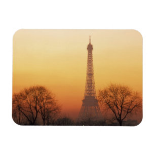 Imán Europa, Francia, París. Torre Eiffel (Medio