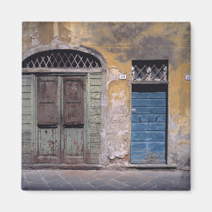 Imán Europa, Italia, Lucca. Estas viejas puertas añaden