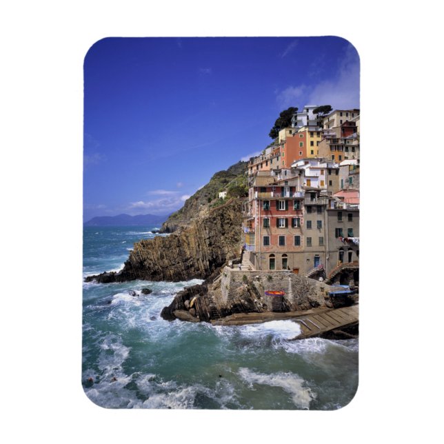 Imán Europa, Italia, Riomaggiore. Riomaggiore está cons (Vertical)