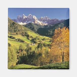 Imán Europa, Italia, Santa Magdalena. El diminuto