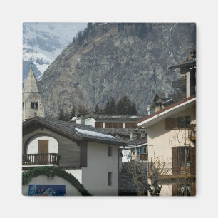 Imán Europa, Italia, Valle d'Aosta, COURMAYEUR: Pueblo