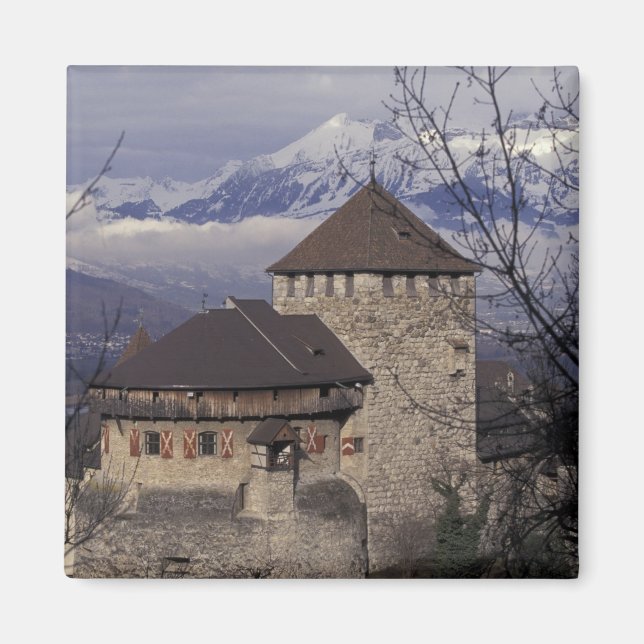 Imán Europa, Liechtenstein, Vaduz. Castillo de Vaduz, (Frente)