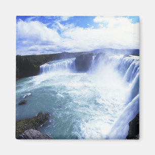 Imán Famosas cataratas de Jodafoss en el norte de Islan