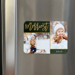 Imán Faux Relieve metalizado dorado Merriest 2 festivid<br><div class="desc">imanes de fotos de vacaciones impresos por personalizados con plantillas simples para la personalización. Este elegante diseño cuenta con 2 diseños de collage de fotos en un fondo de color verde. El texto de la escritura caligráfica moderna dice Merriest en Relieve metalizado de oro falso. Personalízalo con sus propias imágenes...</div>