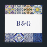 Imán Favor de matrimonio de azulejos portugueses medite<br><div class="desc">Baldosas modernas y rústicas de estilo mediterráneo portugués con un diseño boda. Un colorido diseño de temática mediterránea que utiliza diferentes diseños de baldosas vintage para crear un elegante diseño boda de verano. Un encantador diseño de azulejos mediterráneos con influencias portuguesas, italianas y españolas, utilizando una tipografía de escritura elegante....</div>