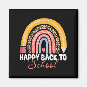 Imán Feliz primer día de regreso a la escuela de profes