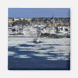 Imán Ferry en el río San Lorenzo, Quebec